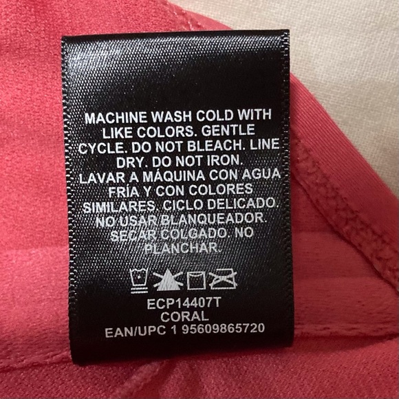 Catalina Coral Swim Top with Criss-Cross Straps | Size 2X (20W-22W) - Picture 5 of 8